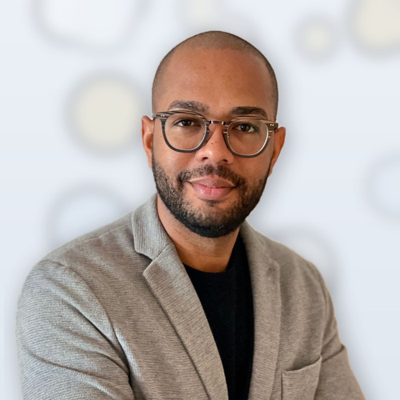 Portrait de Mike Adrassé, conseiller en investissement financier